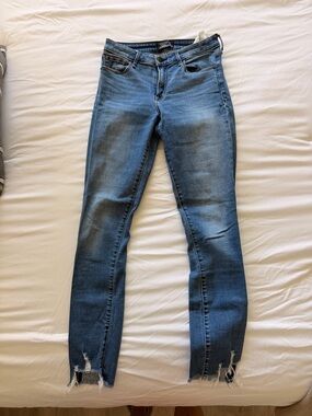 Abercrombie & Fitch Light Blue Skinny Jeans with Distressed Ankles